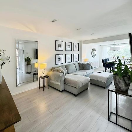 Two-Bedroom House In Essex Mile End Ngoại thất bức ảnh