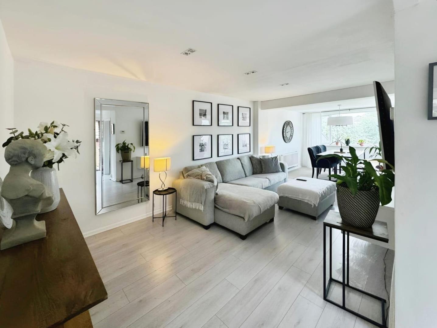 Two-Bedroom House In Essex Mile End Ngoại thất bức ảnh